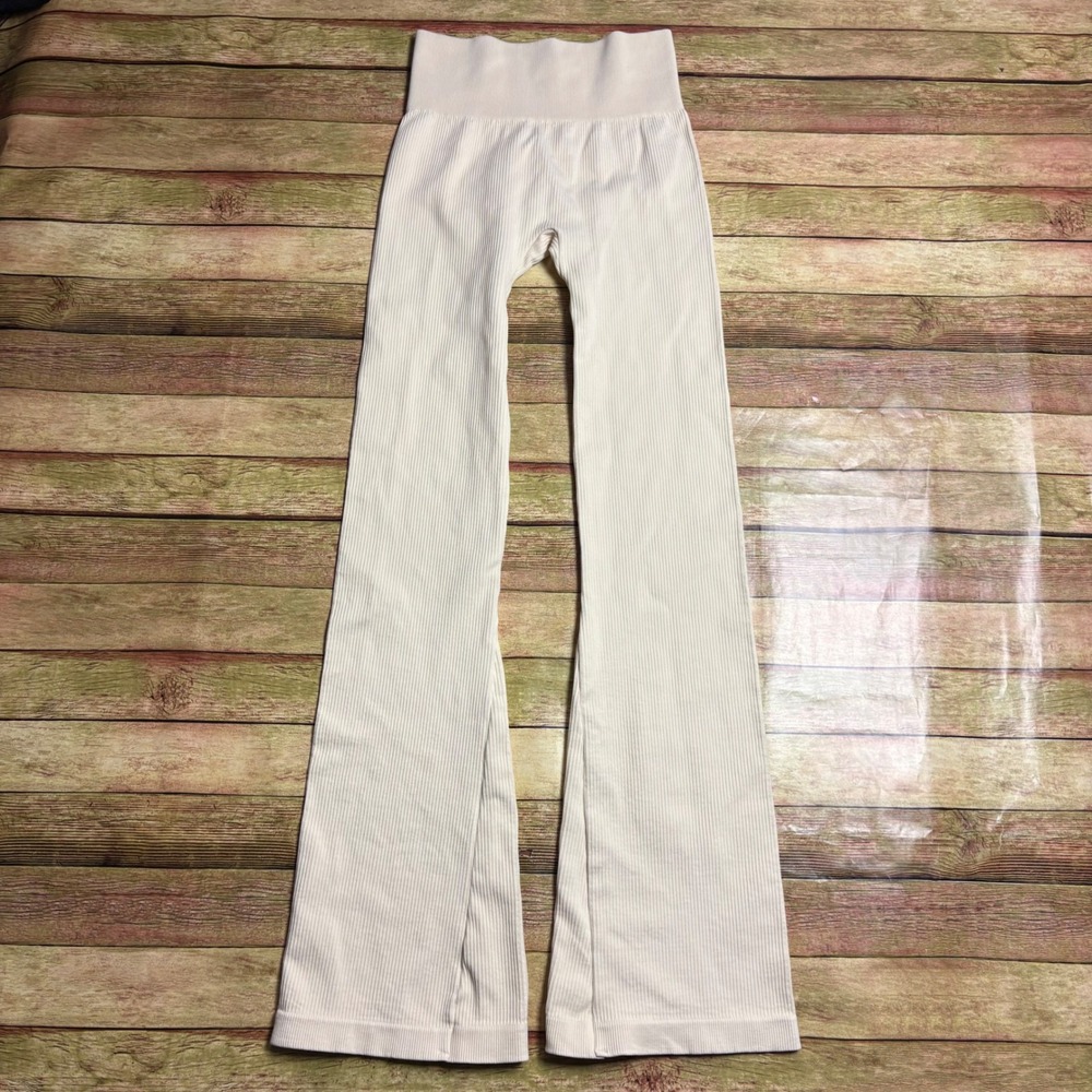 OQQ Ribbed High Waisted Flare Yoga Pants Cream Beige Small Wide Leg Leggings